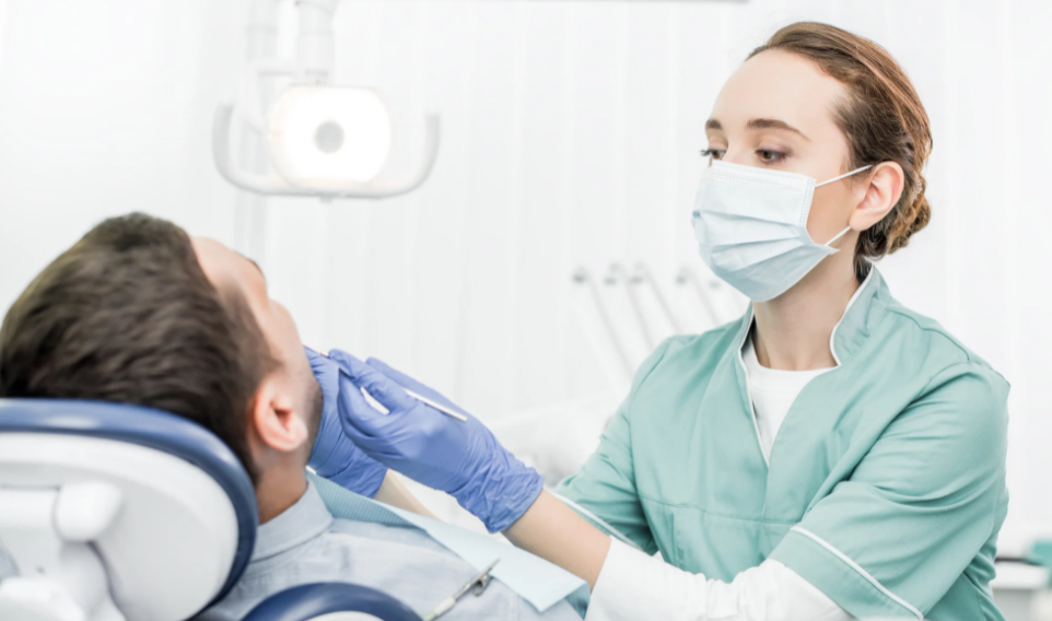 cosmetic dentist Liverpool