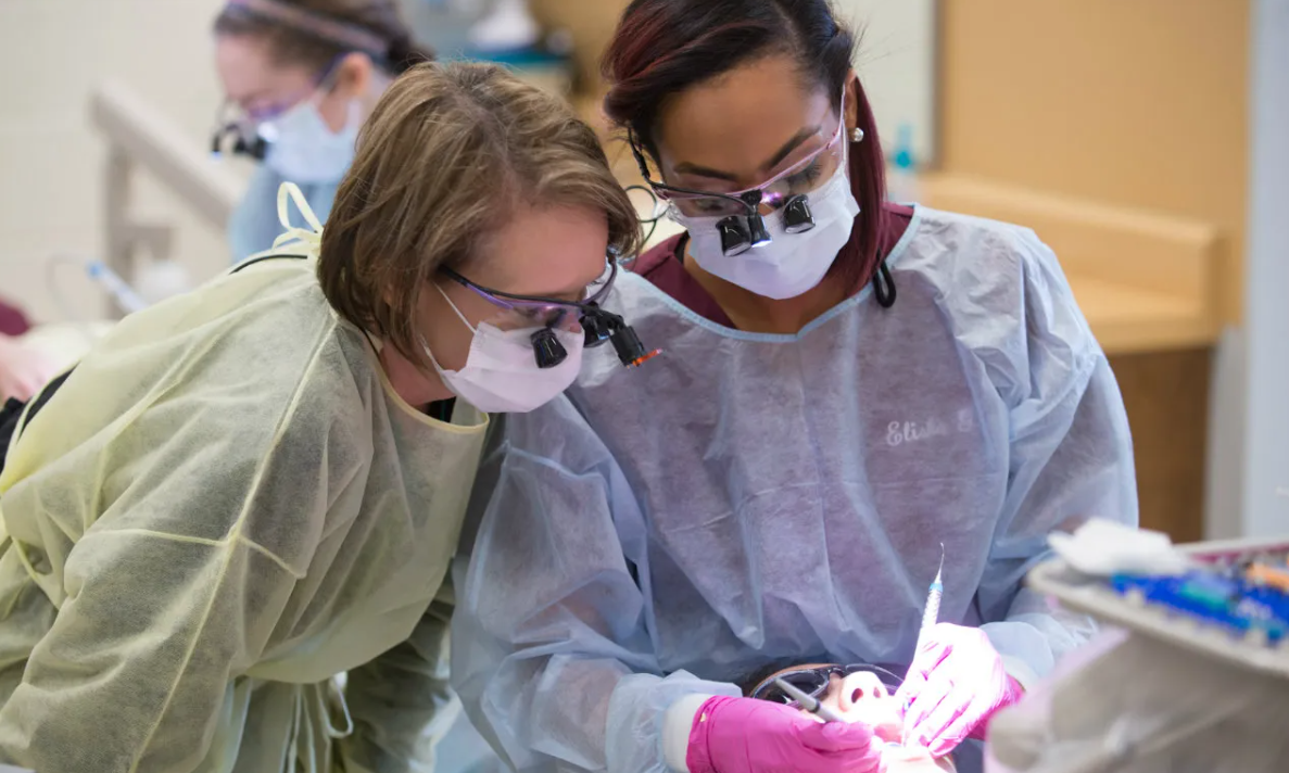dental hygiene clinic