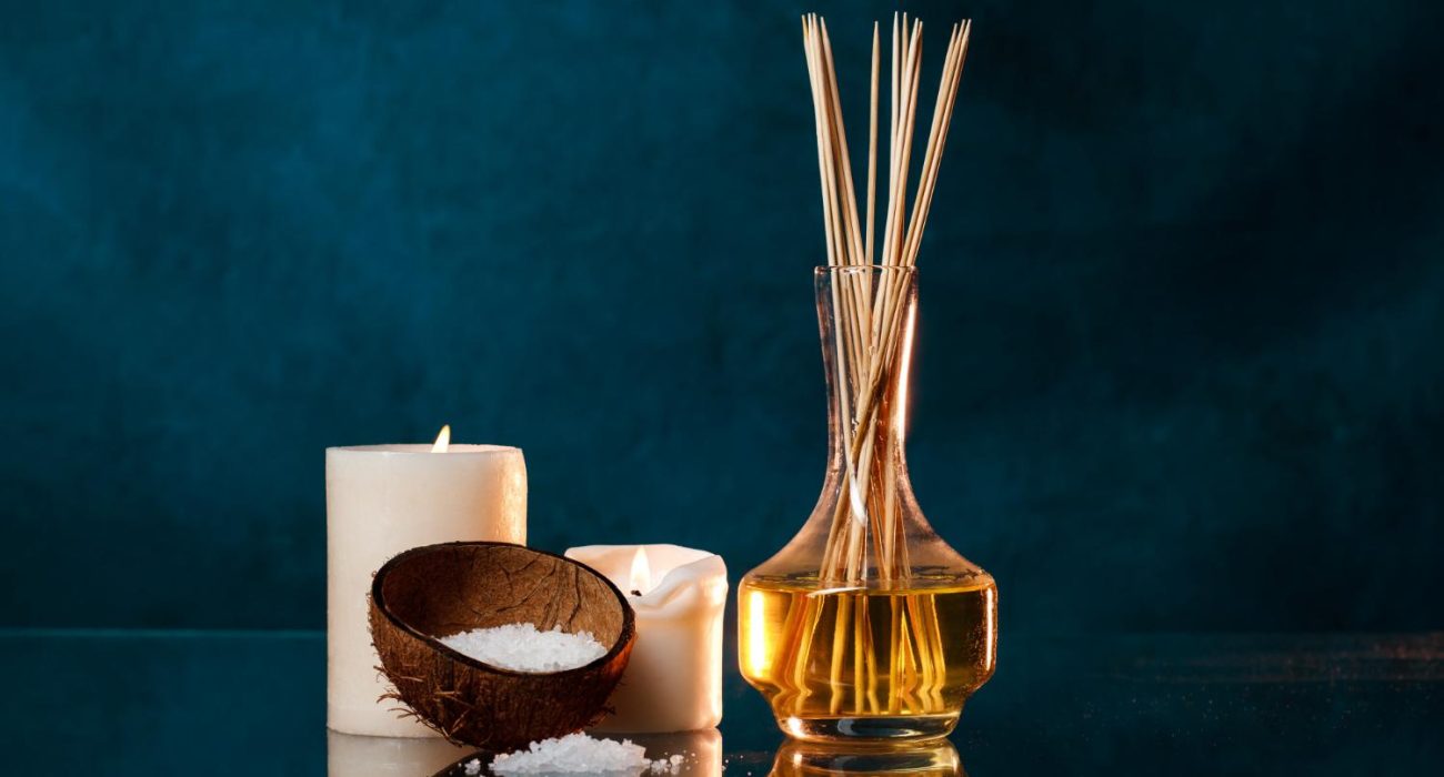 Scented Oil Makers Are Key to Aromatherapy and Home Scents